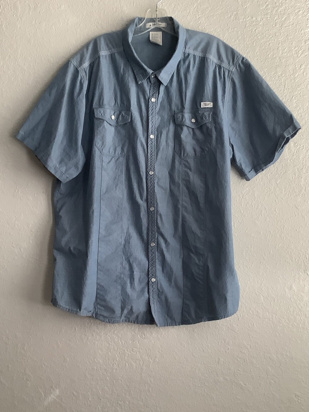 Disney Men's Casual Short-Sleeve Button-Down in Blue